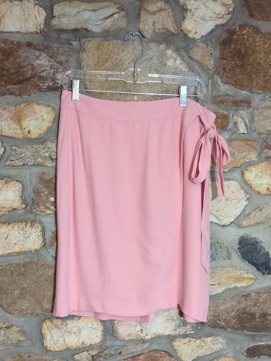 LOFT Dresses & Skirts - LOFT Blush Pink Midi Skirt with Side Tie